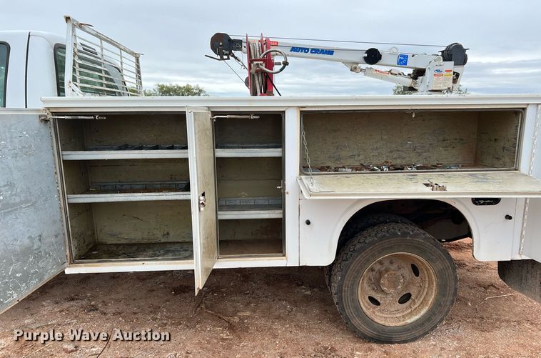 image for item DQ2304 2006 Ford F550 Super Duty XL  utility / service truck