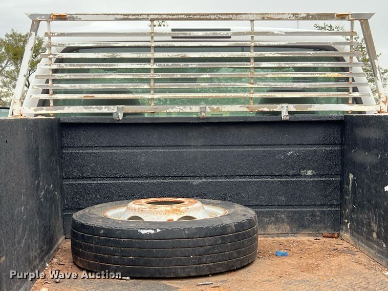 image for item DQ2304 2006 Ford F550 Super Duty XL  utility / service truck