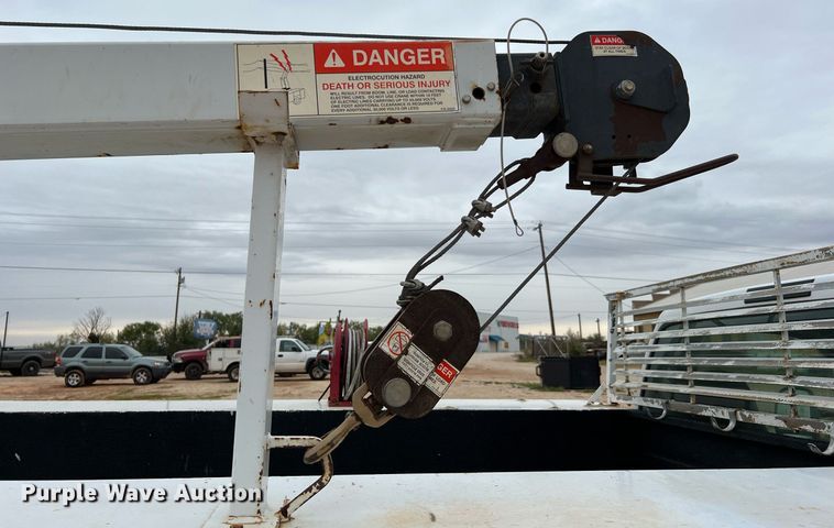 image for item DQ2304 2006 Ford F550 Super Duty XL  utility / service truck