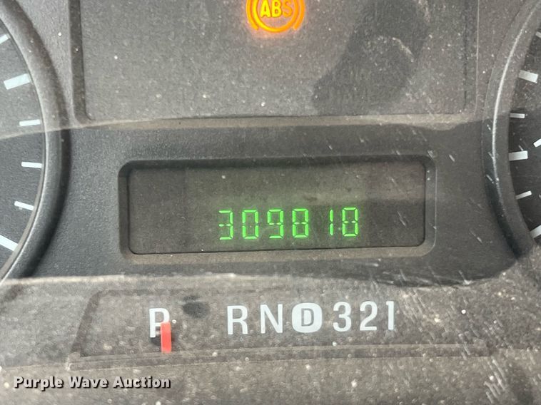 image for item DQ2304 2006 Ford F550 Super Duty XL  utility / service truck