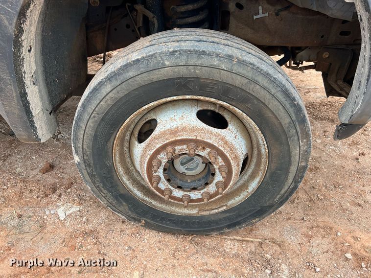 image for item DQ2304 2006 Ford F550 Super Duty XL  utility / service truck