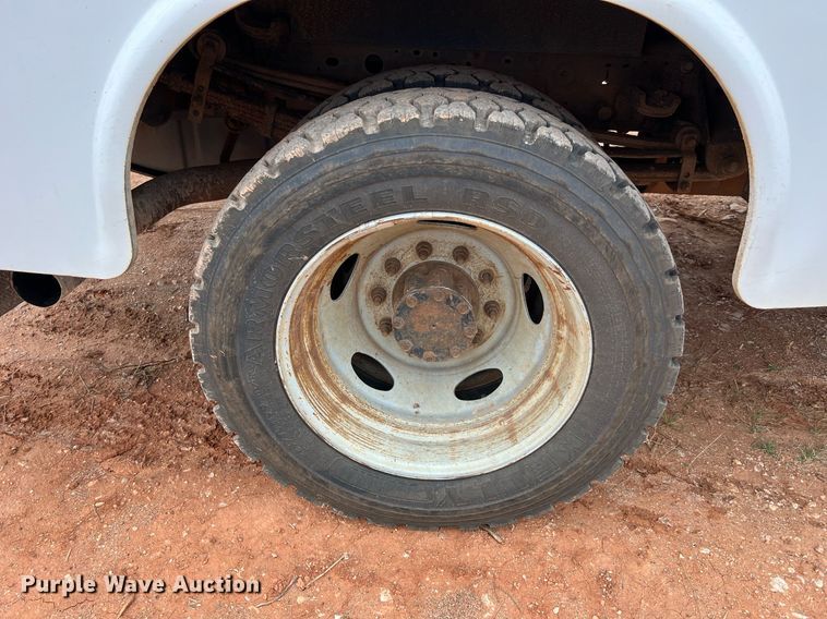 image for item DQ2304 2006 Ford F550 Super Duty XL  utility / service truck