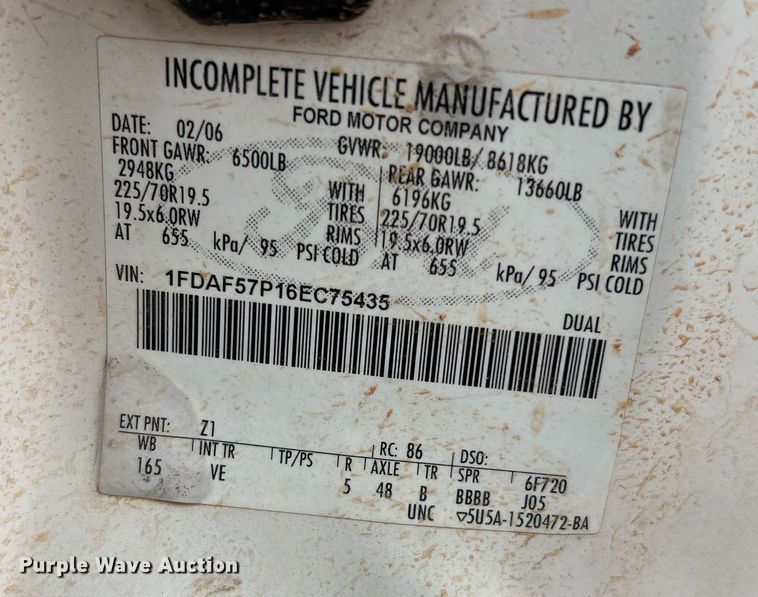 image for item DQ2304 2006 Ford F550 Super Duty XL  utility / service truck