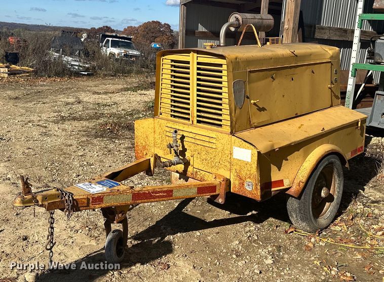 image for item DQ7394 Leroi 85  air compressor