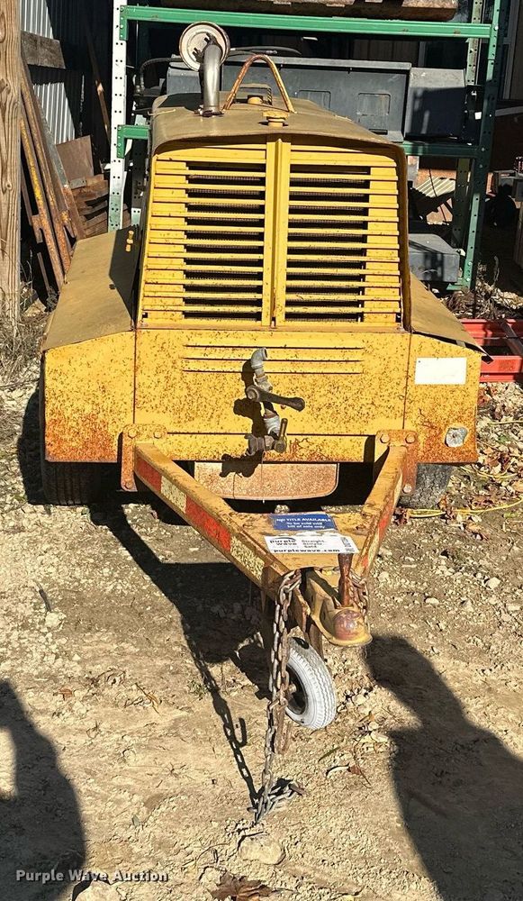 image for item DQ7394 Leroi 85  air compressor