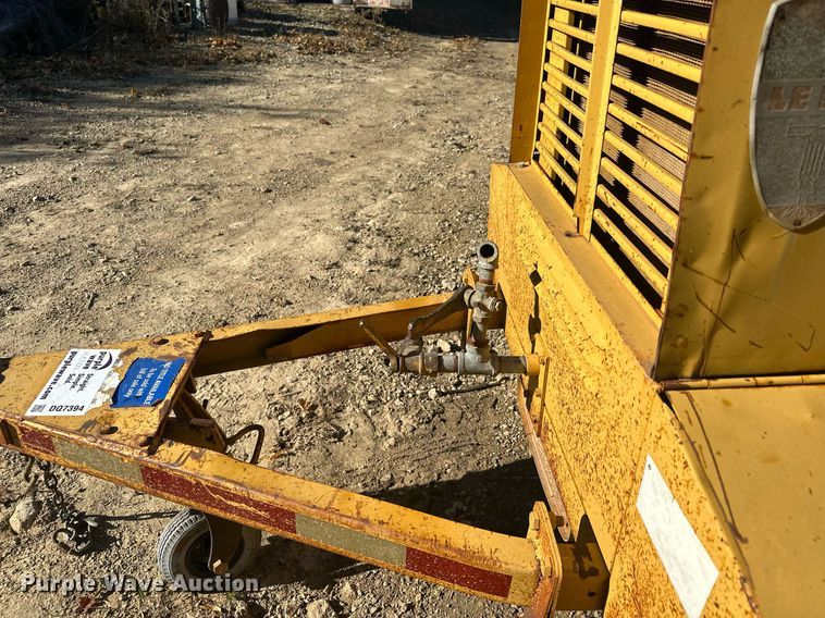 image for item DQ7394 Leroi 85  air compressor