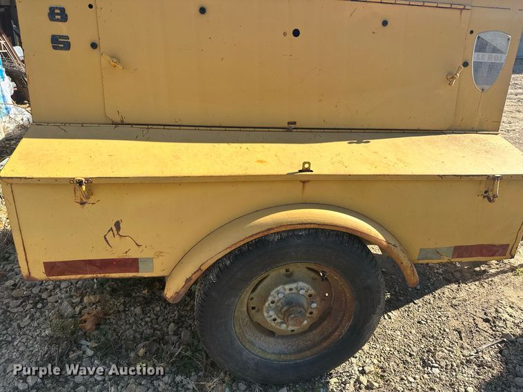 image for item DQ7394 Leroi 85  air compressor