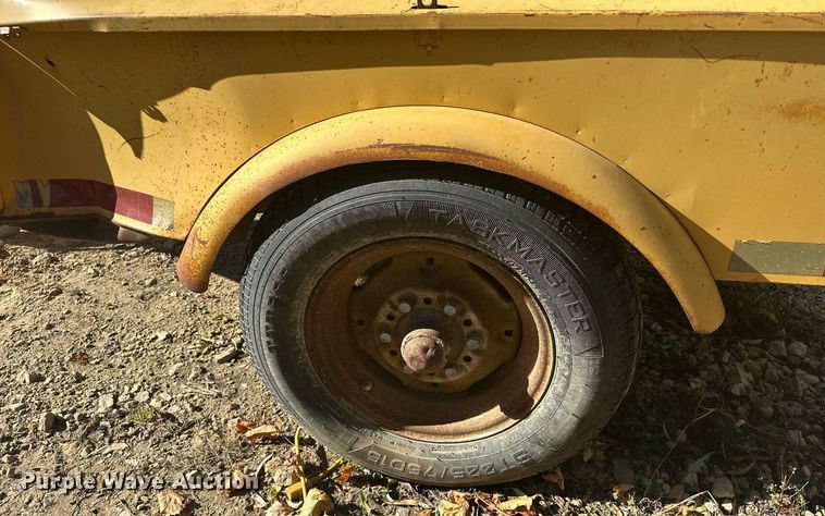 image for item DQ7394 Leroi 85  air compressor