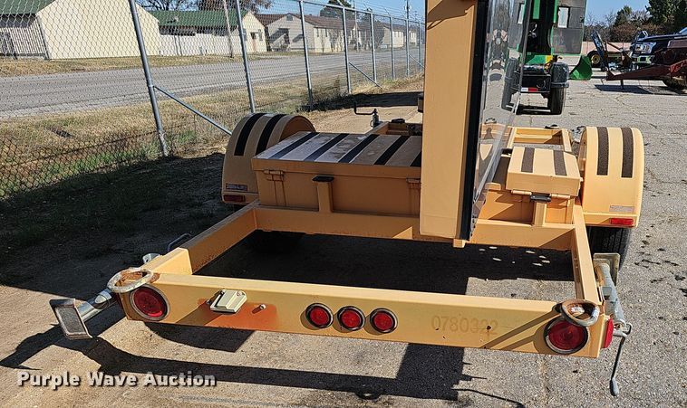 image for item DR3438 2005 Daktronics VP-1000  message board trailer