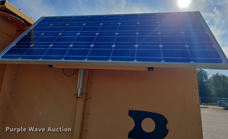 image for item DR3438 2005 Daktronics VP-1000  message board trailer