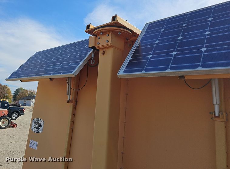 image for item DR3438 2005 Daktronics VP-1000  message board trailer