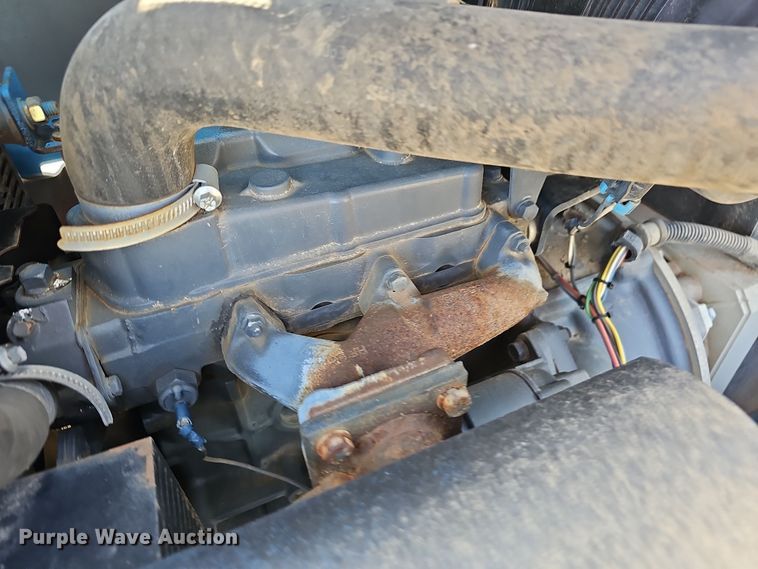 image for item DR3439 2004 Genie TML-4000N  light plant