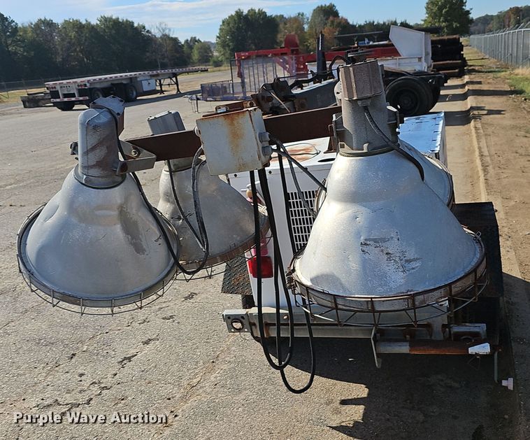 image for item DR3440 Coleman MH4000RKH  light plant