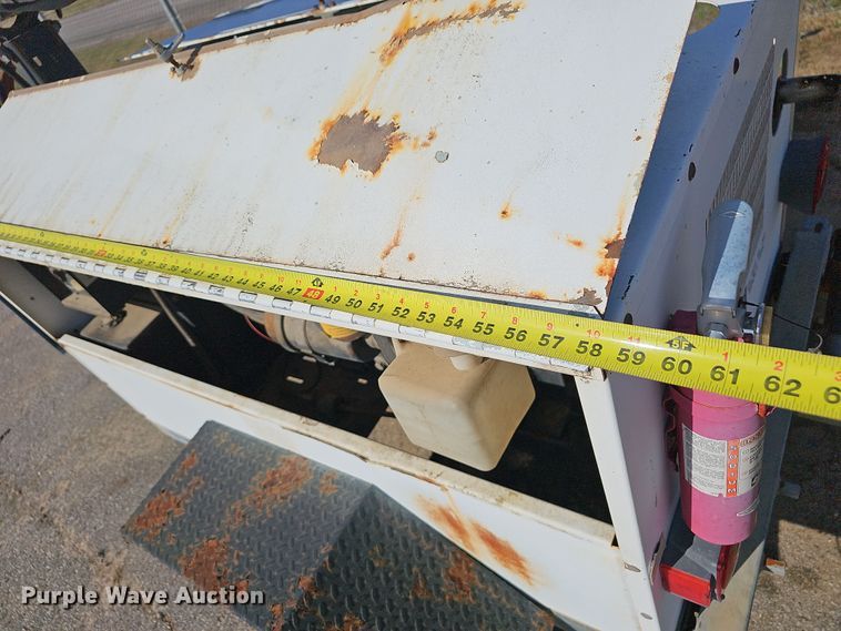 image for item DR3440 Coleman MH4000RKH  light plant