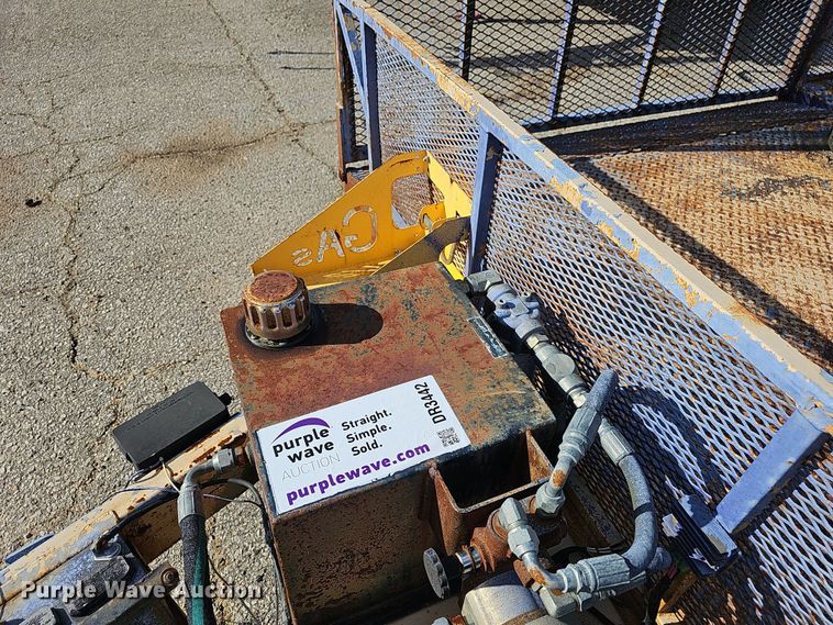 image for item DR3442 2003 Strobel  equipment trailer