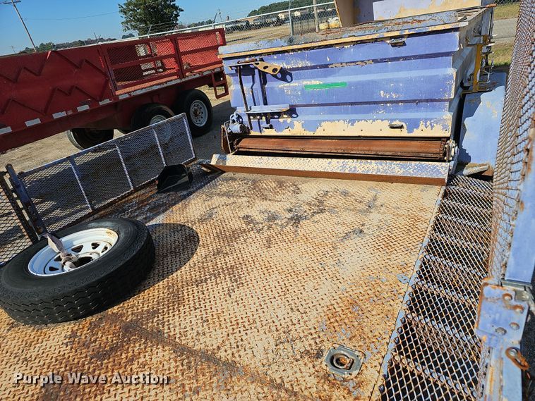 image for item DR3442 2003 Strobel  equipment trailer