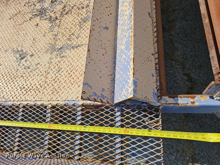 image for item DR3442 2003 Strobel  equipment trailer