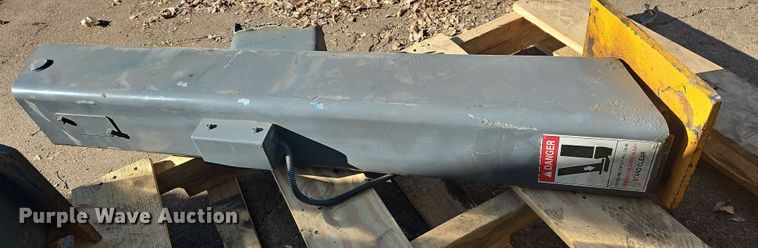 image for item DS5619 Terex Hi Ranger SC-45  bucket lift