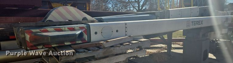 image for item DS5619 Terex Hi Ranger SC-45  bucket lift