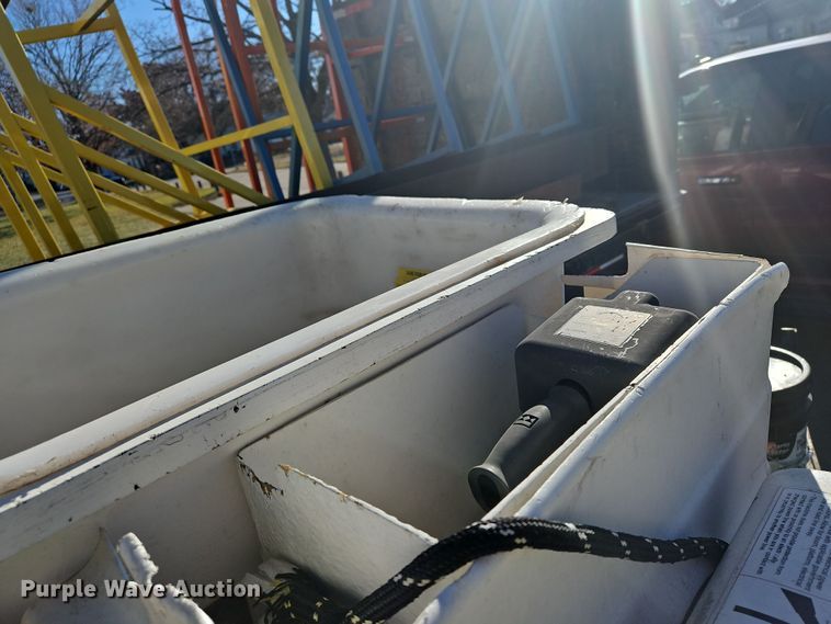 image for item DS5619 Terex Hi Ranger SC-45  bucket lift