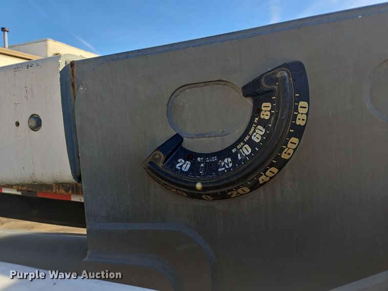 image for item DS5619 Terex Hi Ranger SC-45  bucket lift