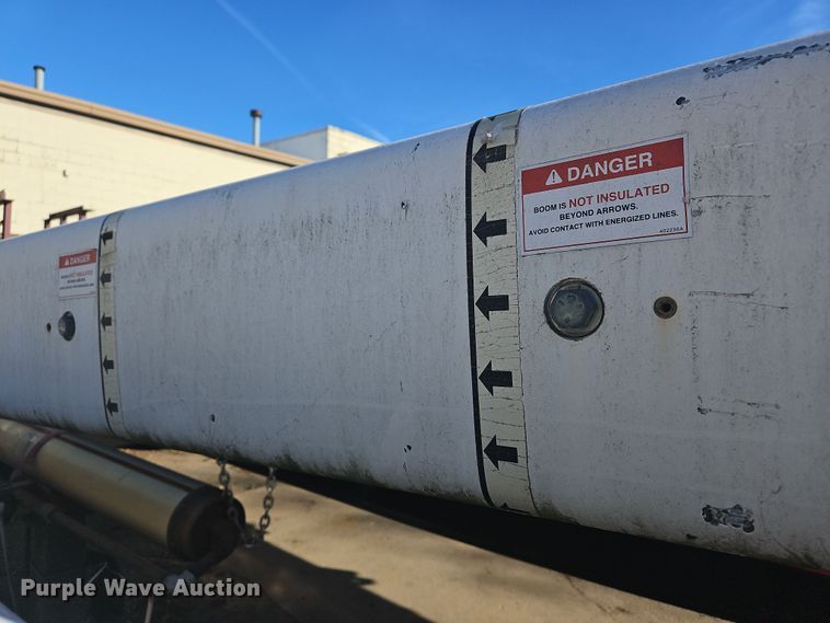 image for item DS5619 Terex Hi Ranger SC-45  bucket lift