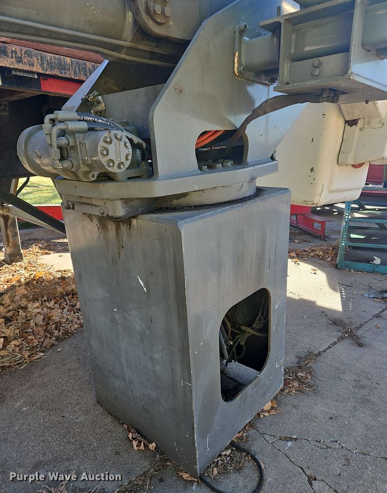 image for item DS5619 Terex Hi Ranger SC-45  bucket lift