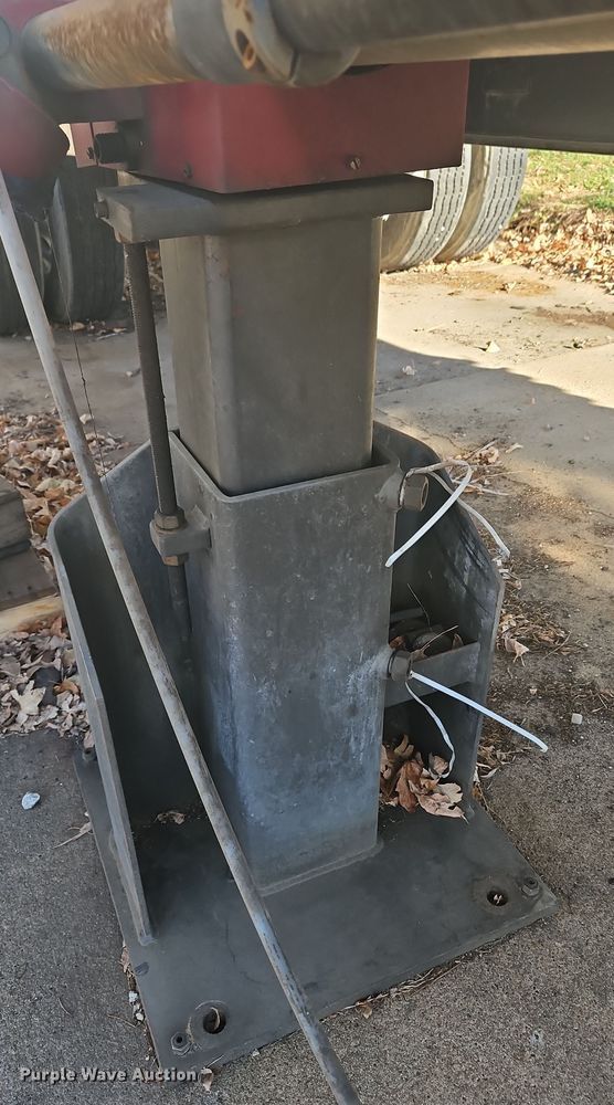 image for item DS5619 Terex Hi Ranger SC-45  bucket lift