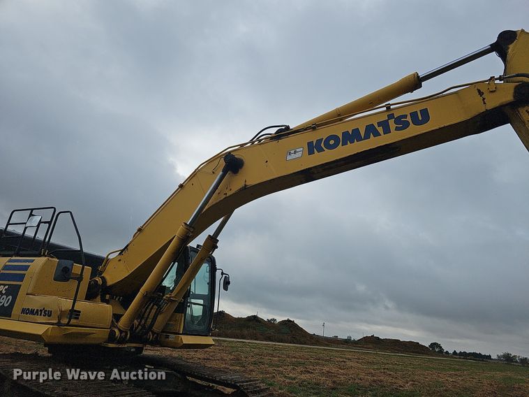 image for item DS5662 2012 Komatsu PC490LC-10  excavator