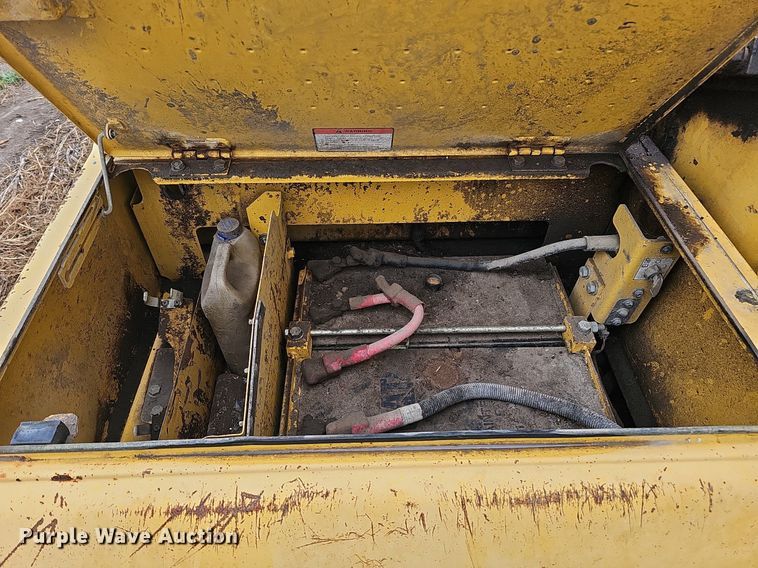 image for item DS5662 2012 Komatsu PC490LC-10  excavator