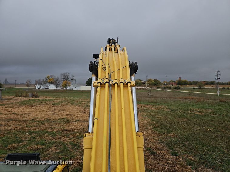 image for item DS5662 2012 Komatsu PC490LC-10  excavator