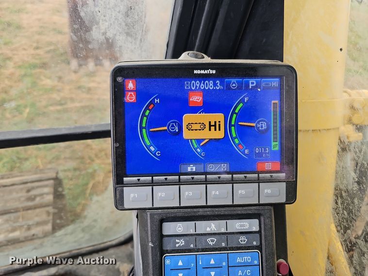 image for item DS5662 2012 Komatsu PC490LC-10  excavator