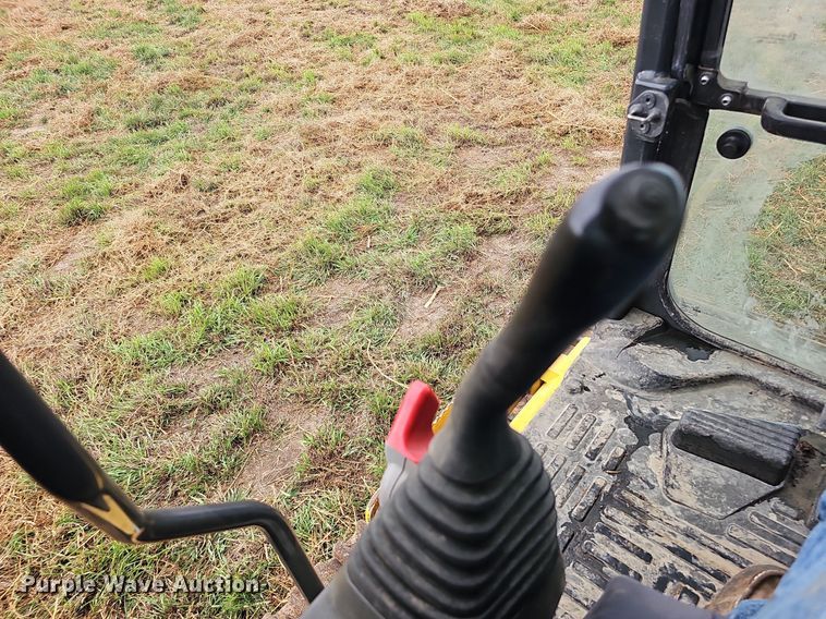 image for item DS5662 2012 Komatsu PC490LC-10  excavator