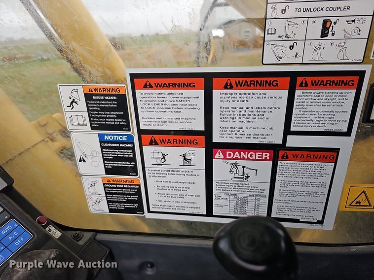 image for item DS5662 2012 Komatsu PC490LC-10  excavator