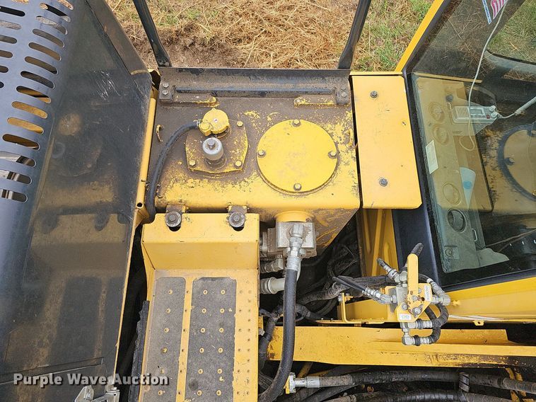 image for item DS5662 2012 Komatsu PC490LC-10  excavator