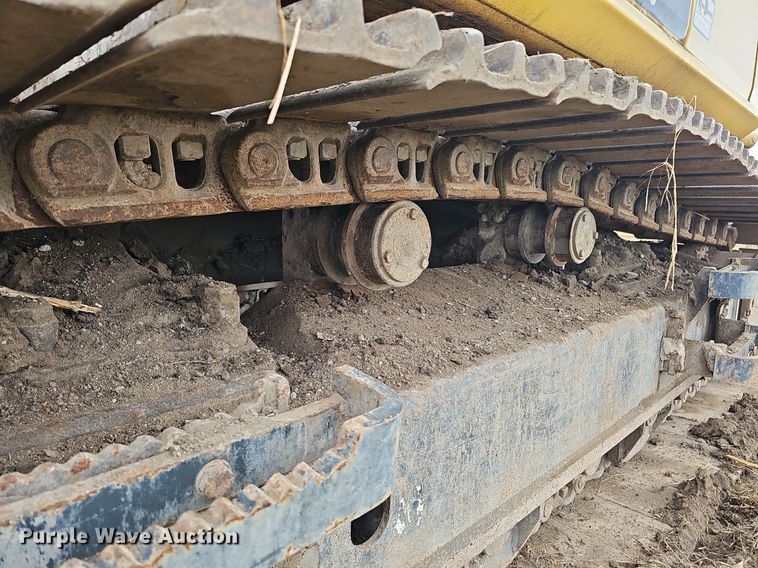 image for item DS5662 2012 Komatsu PC490LC-10  excavator