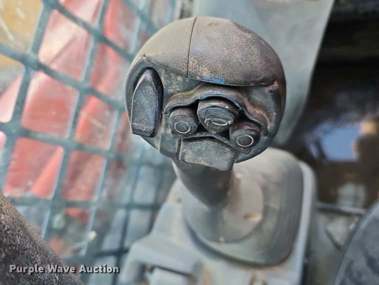 image for item DS5731 2019 Kubota SVL 95-2S  skid steer loader