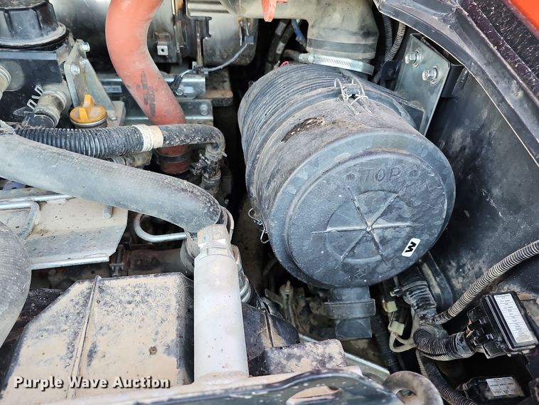 image for item DS5731 2019 Kubota SVL 95-2S  skid steer loader