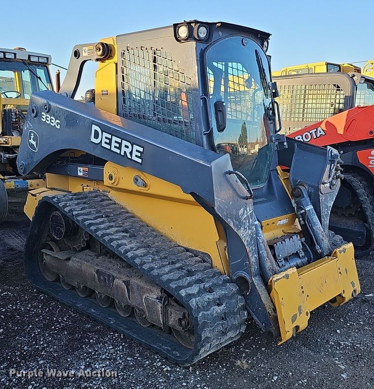 image for item DS5732 2017 John Deere 333G  tracked skid steer loader