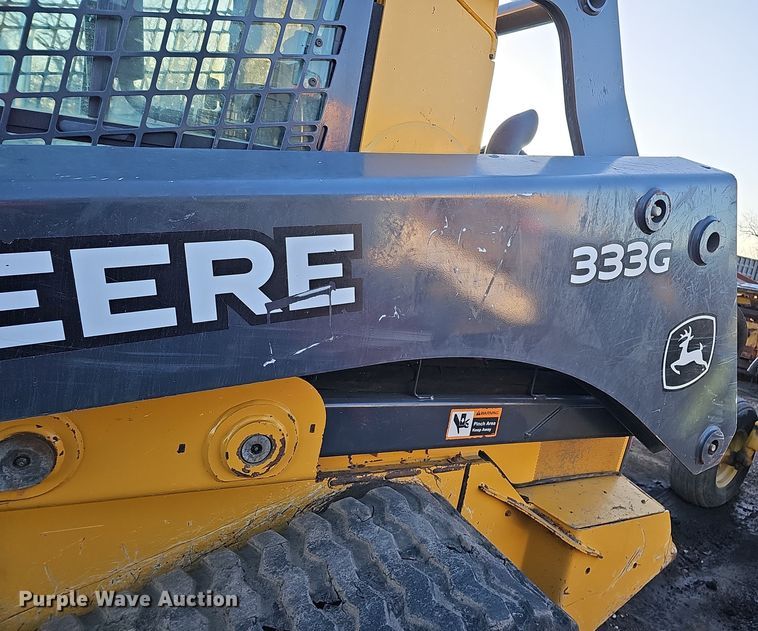 image for item DS5732 2017 John Deere 333G  tracked skid steer loader