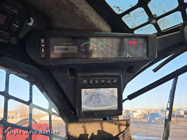 image for item DS5732 2017 John Deere 333G  tracked skid steer loader