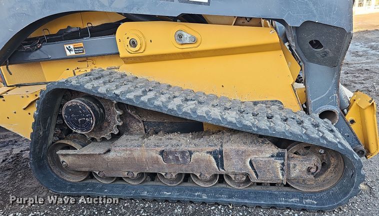 image for item DS5732 2017 John Deere 333G  tracked skid steer loader