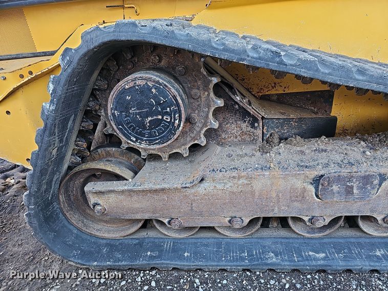 image for item DS5732 2017 John Deere 333G  tracked skid steer loader