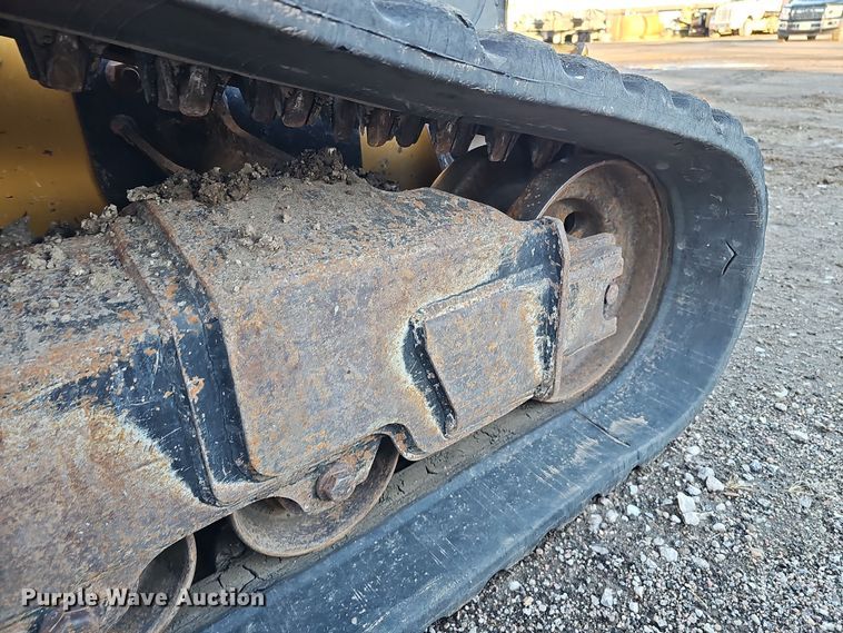 image for item DS5732 2017 John Deere 333G  tracked skid steer loader