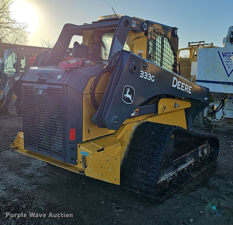 image for item DS5738 2019 John Deere 333G  tracked skid steer loader