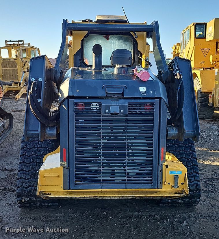 image for item DS5738 2019 John Deere 333G  tracked skid steer loader