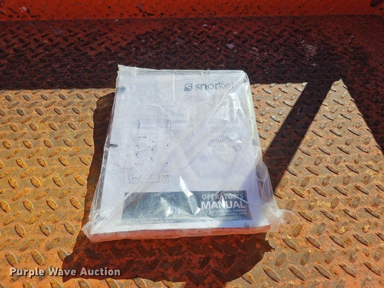 image for item DS5739 2016 Snorkel S3219E  scissor lift