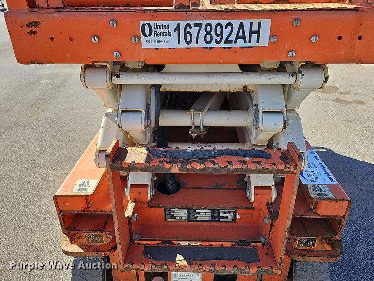 image for item DS5739 2016 Snorkel S3219E  scissor lift