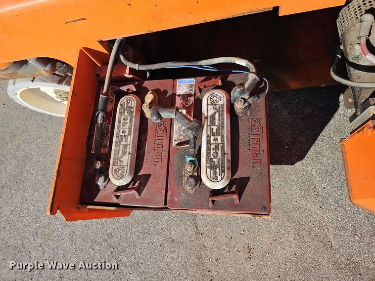 image for item DS5739 2016 Snorkel S3219E  scissor lift