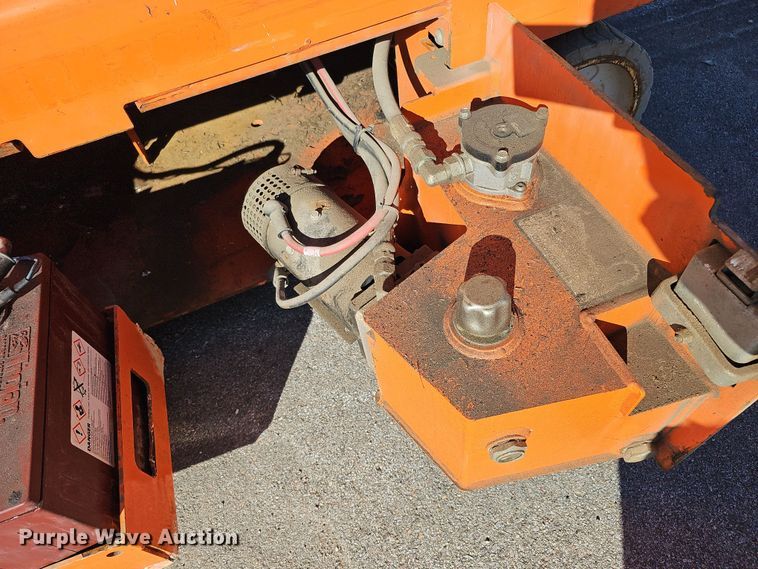 image for item DS5739 2016 Snorkel S3219E  scissor lift